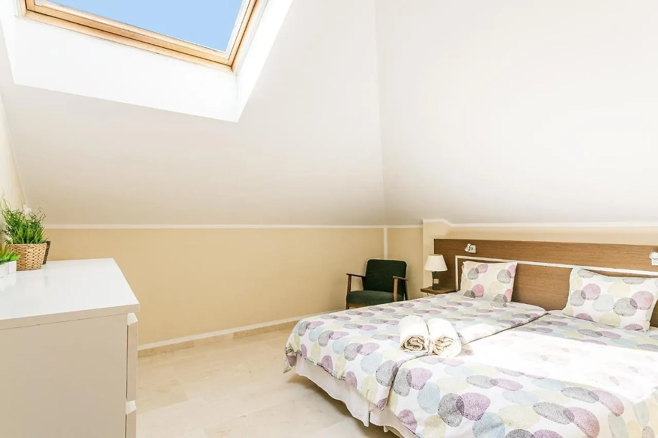 4 Bedroom Holiday Penthouse Near Puerto Banus, In Nueva Andalucia Marbella 0*,